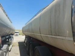 3#7713 Semirimorchio con cisterna Officina Serbatoi meccanici e Affini