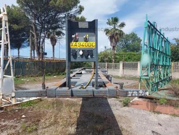 7#8978 Semirimorchio porta container CCFC