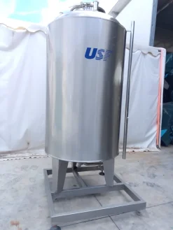 SERBATOIO INOX INCAMICIATO 1000L (COD. MF-PR-SER-260)