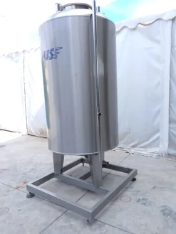 SERBATOIO INOX INCAMICIATO 1000L (COD. MF-PR-SER-260)