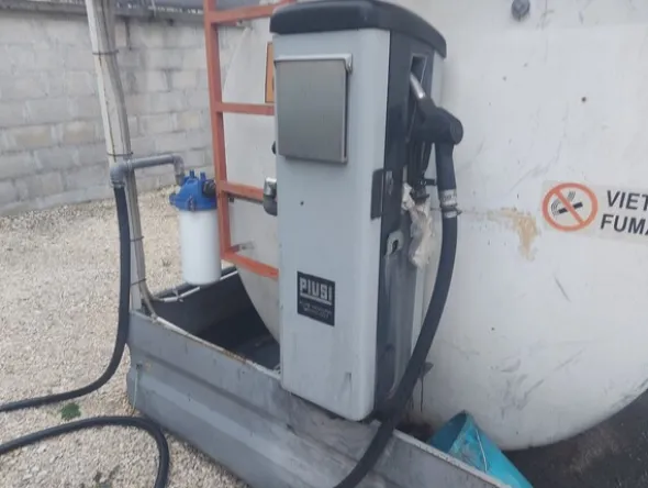 10#7657 Serbatoio stoccaggio carburante
