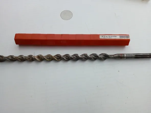Set di n. 7 HILTI punte TE-YX e TE-Y nuove e usate