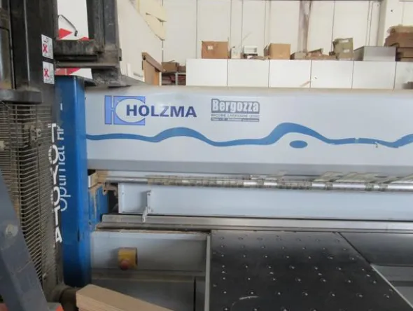 3#4676 Sezionatrice Holzma
