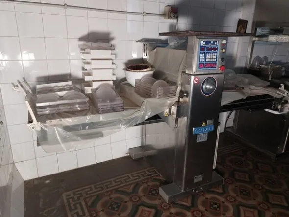 5#8037 Sfogliatrice Ostali Polin e Stampi per cioccolato