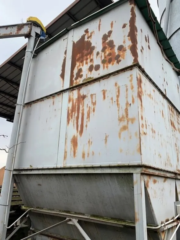 65#6109 Silos