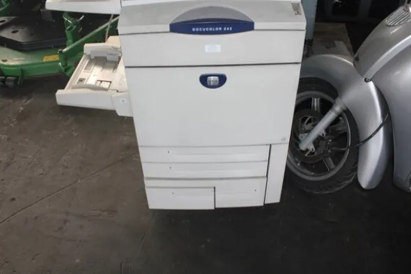 6#7149 Sistemi di stampa Ocè VP2110 e Xerox DC 242