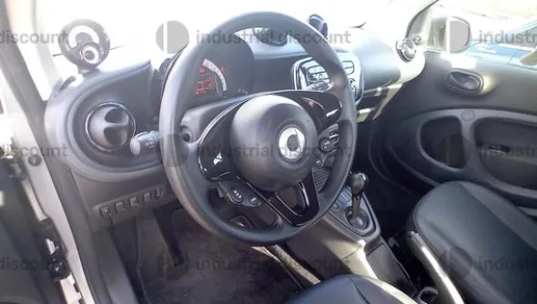 9#9332 Smart ForTwo Coupe