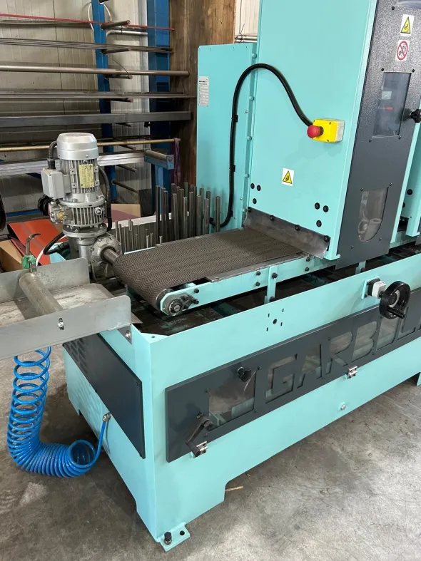 SMERIGLIATRICE PER SUPERFICI PIANE