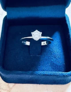 SOLITARIO IN ORO B.18K CON DIAMANTE CT. 0,60 