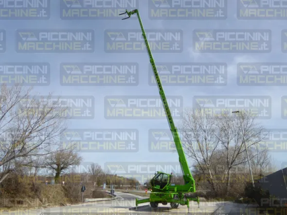 Sollevatore telescopico girevole Merlo ROTO 40.25MCSS