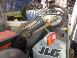 3#2949 Sollevatore telescopico JLG 3513