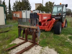 24#2895 Sollevatore telescopico Manitou