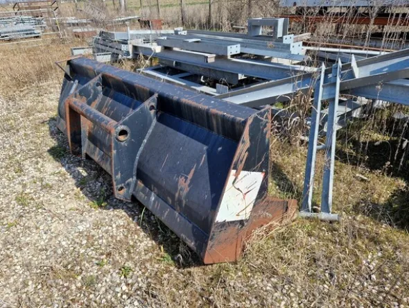 23#7057 Sollevatore telescopico Manitou