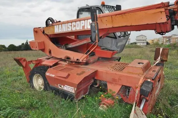 42#3834 Sollevatore telescopico Manitou