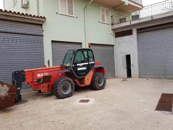40#2895 Sollevatore telescopico Manitou