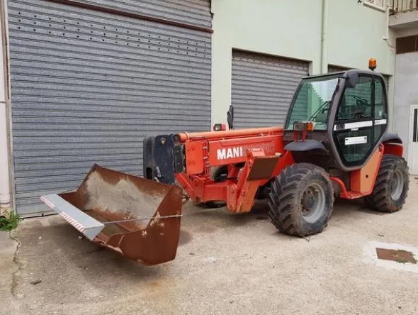 40#2895 Sollevatore telescopico Manitou