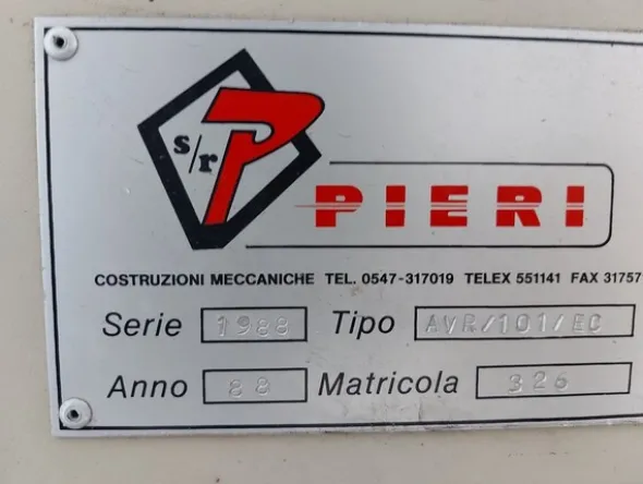 3#6453 Spazzapavimenti Eureka e lavapavimenti Portotecnica