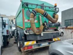 52#6803 Spazzatrice Iveco