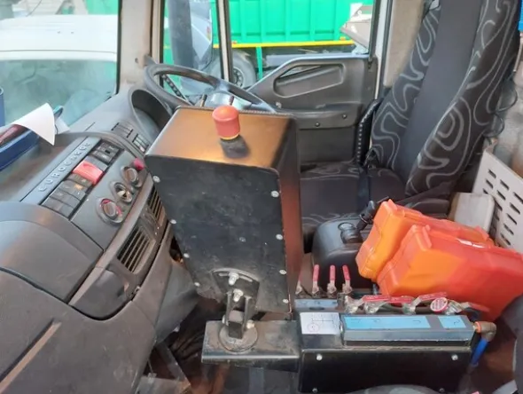 45#7528 Spazzatrice Iveco