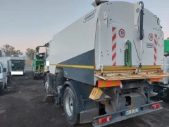 45#7528 Spazzatrice Iveco