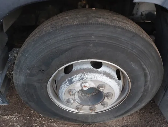 45#7528 Spazzatrice Iveco