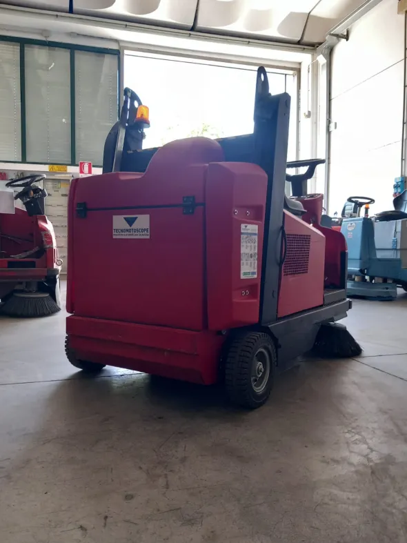 Spazzatrice motoscopa RCM Otto E Top