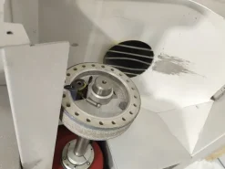 SPAZZOLATRICIE PELLE E CUOIO 2 POSTI CON ASPIRAZIONE