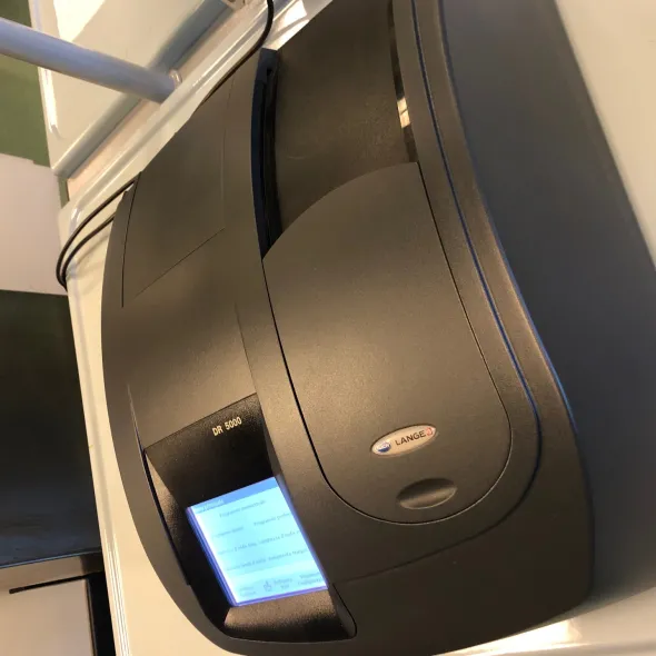 SPETTROFOTOMETRO HACH LANGE DR 5000