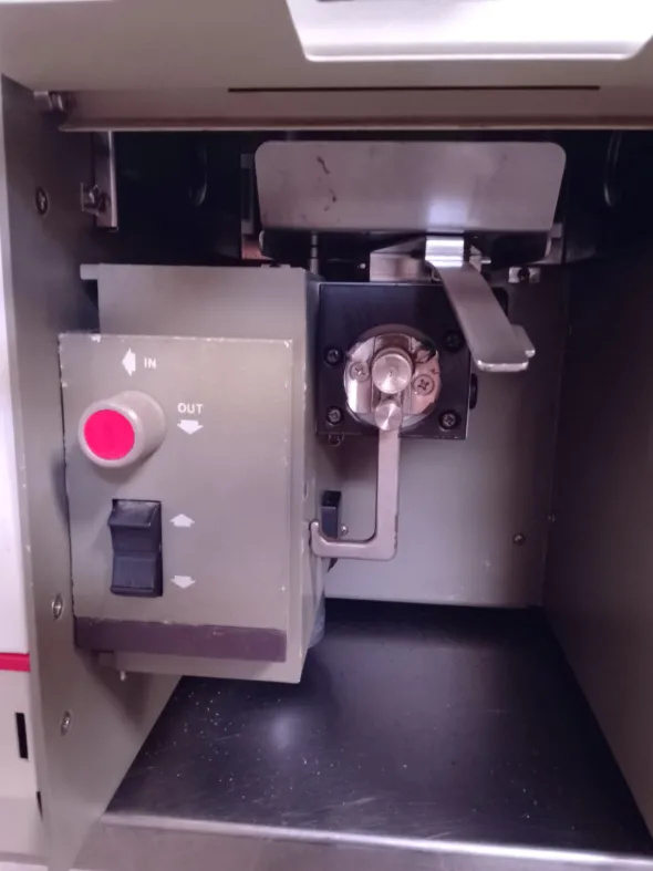 SPETTROMETRO AD ASSORB. ATOMICO VARIAN(LAB-SPECT-17)