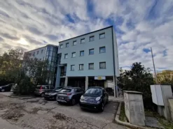 #25624 Stabile in Posizione Strategica e Visibile a Ravenna