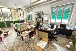#2537245 Stabilimento enologico con beni strumentali