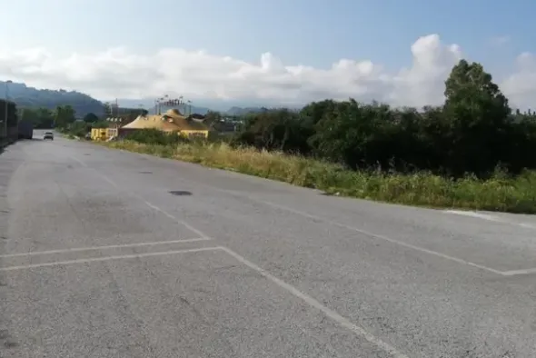 #20832 Stabilimento industriale con corte privata e terreno di proprietà