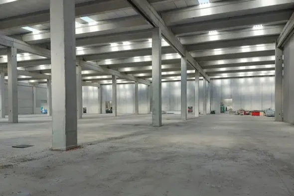#20781 Stabilimento per logistica in ristrutturazione