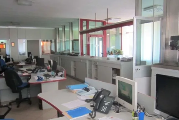 #8631 Stabilimento produttivo con zona uffici