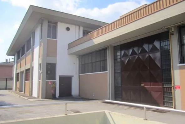 #8631 Stabilimento produttivo con zona uffici