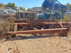 19#7203 Staffe e cavalletti in ferro