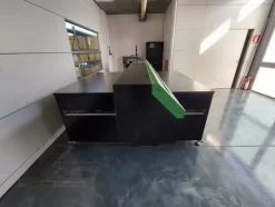 5#6786 Stampante ad inchiostri Roland e lotto di materie semilavorate e packacing