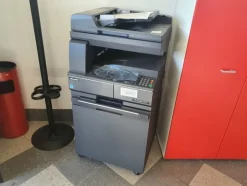 16#7620 Stampanti e attrezzatura informatica