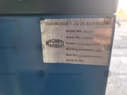 2#8861 Stazione cambio olio trasmissioni Magneti Marelli