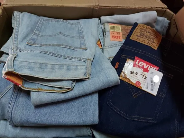 1#7928 Stock di abbigliamento e calzature uomo donna e bambino