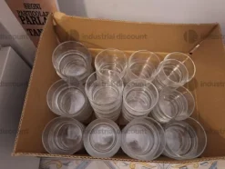 1#9692 Stock di bottiglie di vino, attrezzature e arredi per la ristorazione