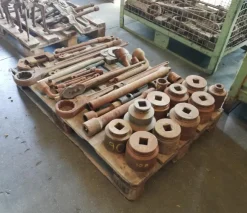 stock di Chiavi a battere a forchetta/anello