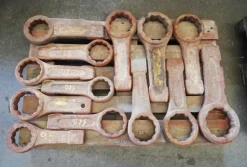 stock di Chiavi a battere a forchetta/anello