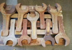 stock di Chiavi a battere a forchetta/anello