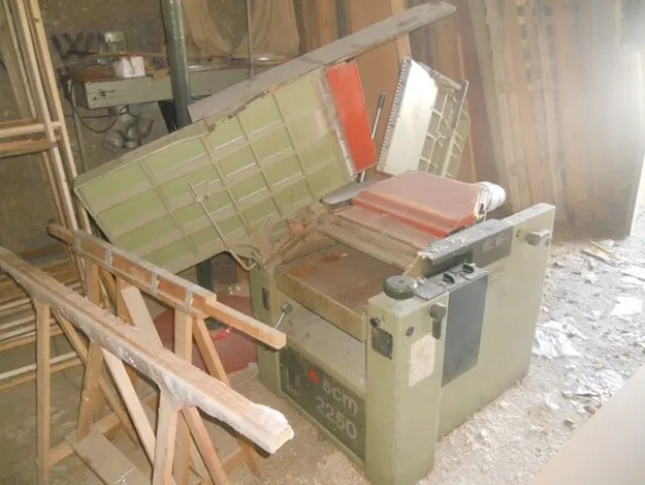 42#6304 Stock di macchinari per la lavorazione del legno