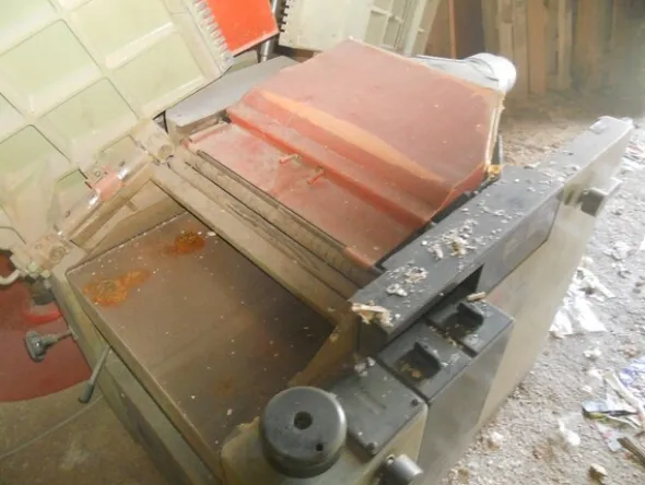 42#6304 Stock di macchinari per la lavorazione del legno