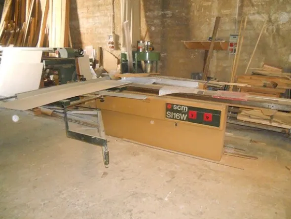 42#6304 Stock di macchinari per la lavorazione del legno