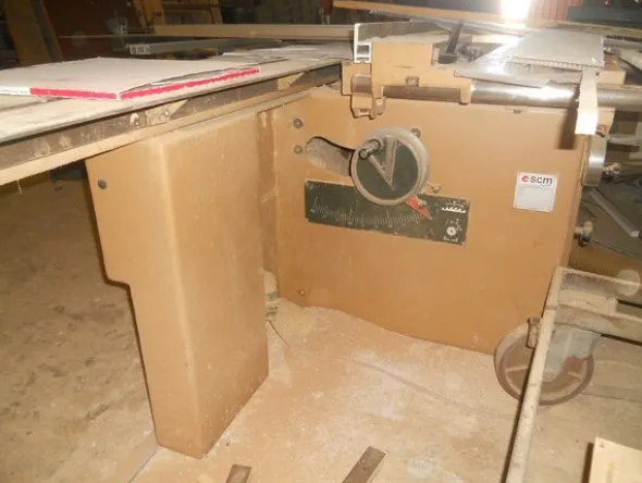 42#6304 Stock di macchinari per la lavorazione del legno