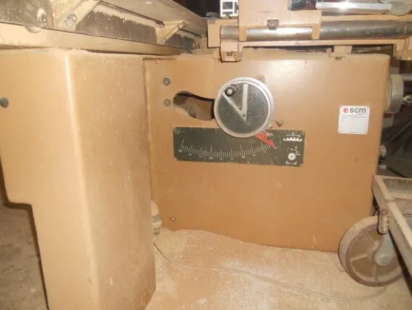 42#6304 Stock di macchinari per la lavorazione del legno