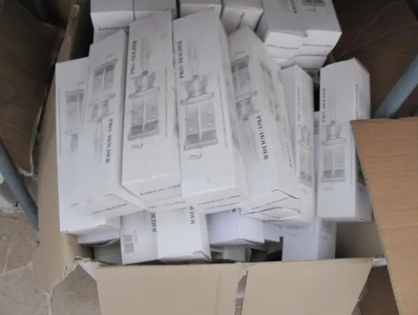 14#2503 Stock di prodotti ed attrezzature per estetista